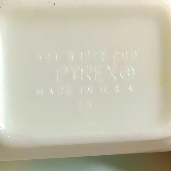 Pyrex Amish Butterprint 0502 Turquoise Refrigerator Dish W/ Lid Bright - Picture 5 of 7